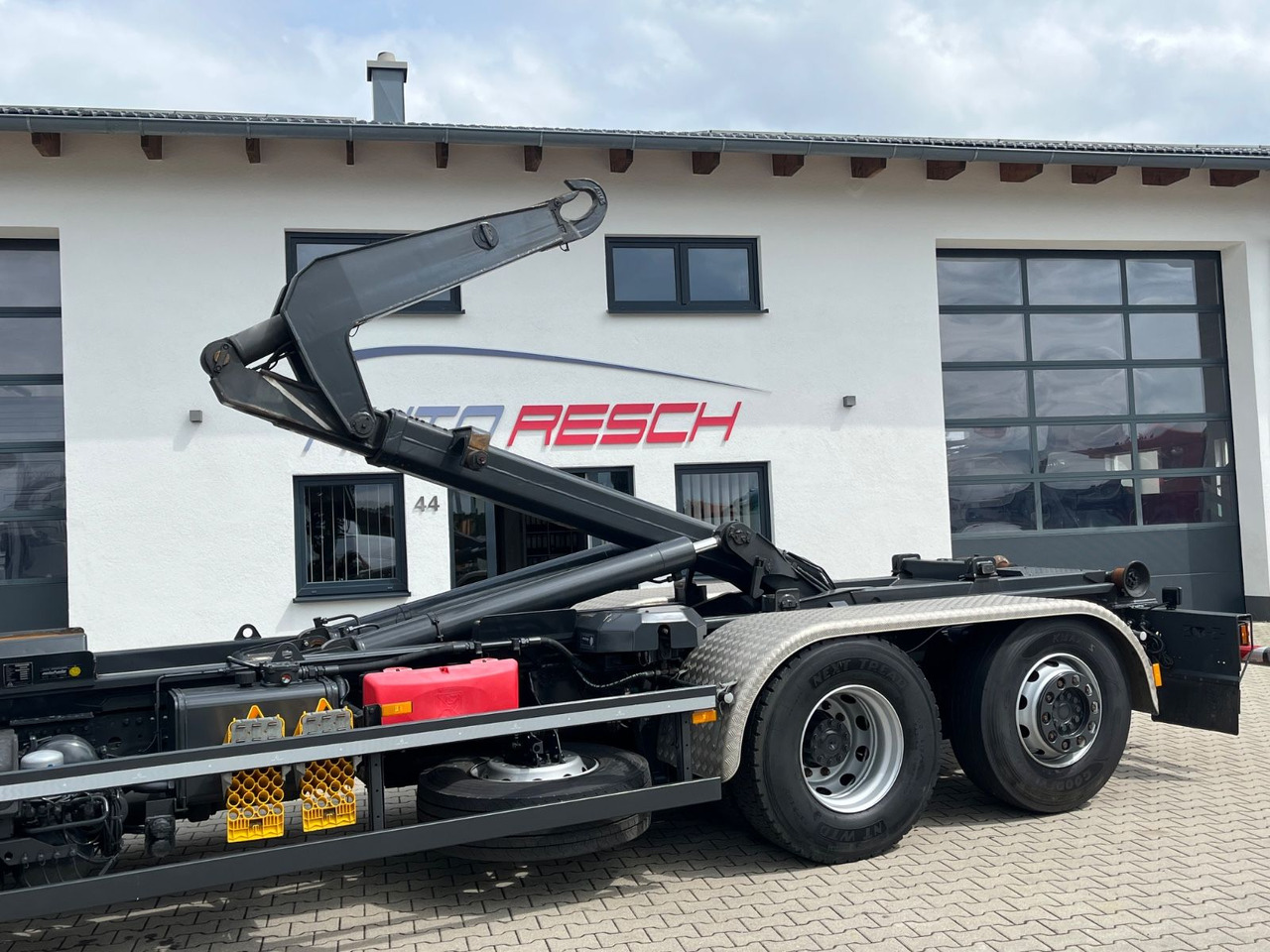 Hook lift truck Mercedes-Benz Actros 2544 MP3 Abrollkipper original 84.000KM: picture 13