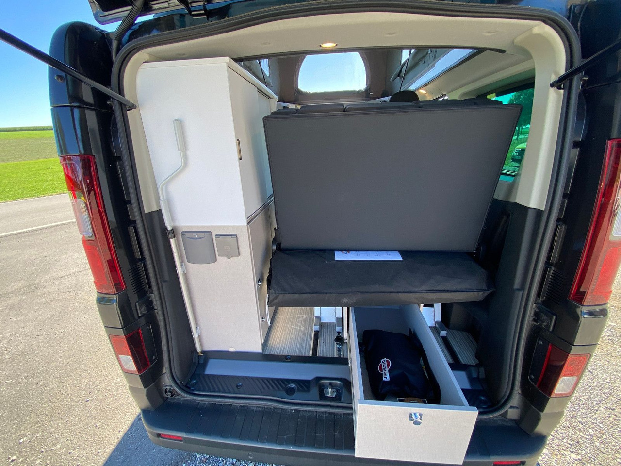 Camper van Bürstner Playa Limited C 500,  5 Sitze: picture 15