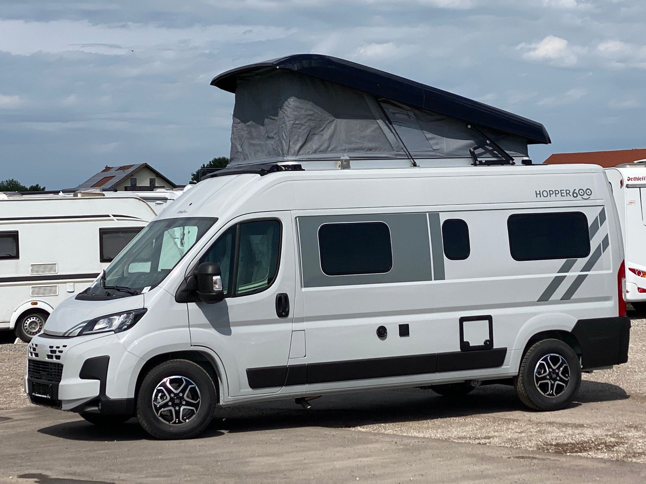 Carado CV 600 Aufstelldach,  white Label - Camper van: picture 2 Carado CV 600 Aufstelldach,  white Label - Camper van: picture 2