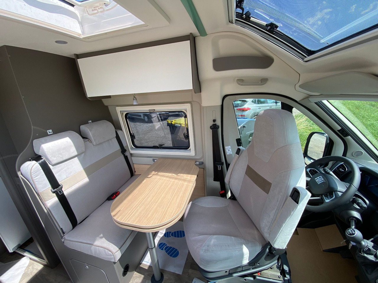 Camper van Carado CV 600 Dieselstandheizung, Skyroof, white Label: picture 16 Camper van Carado CV 600 Dieselstandheizung, Skyroof, white Label: picture 16