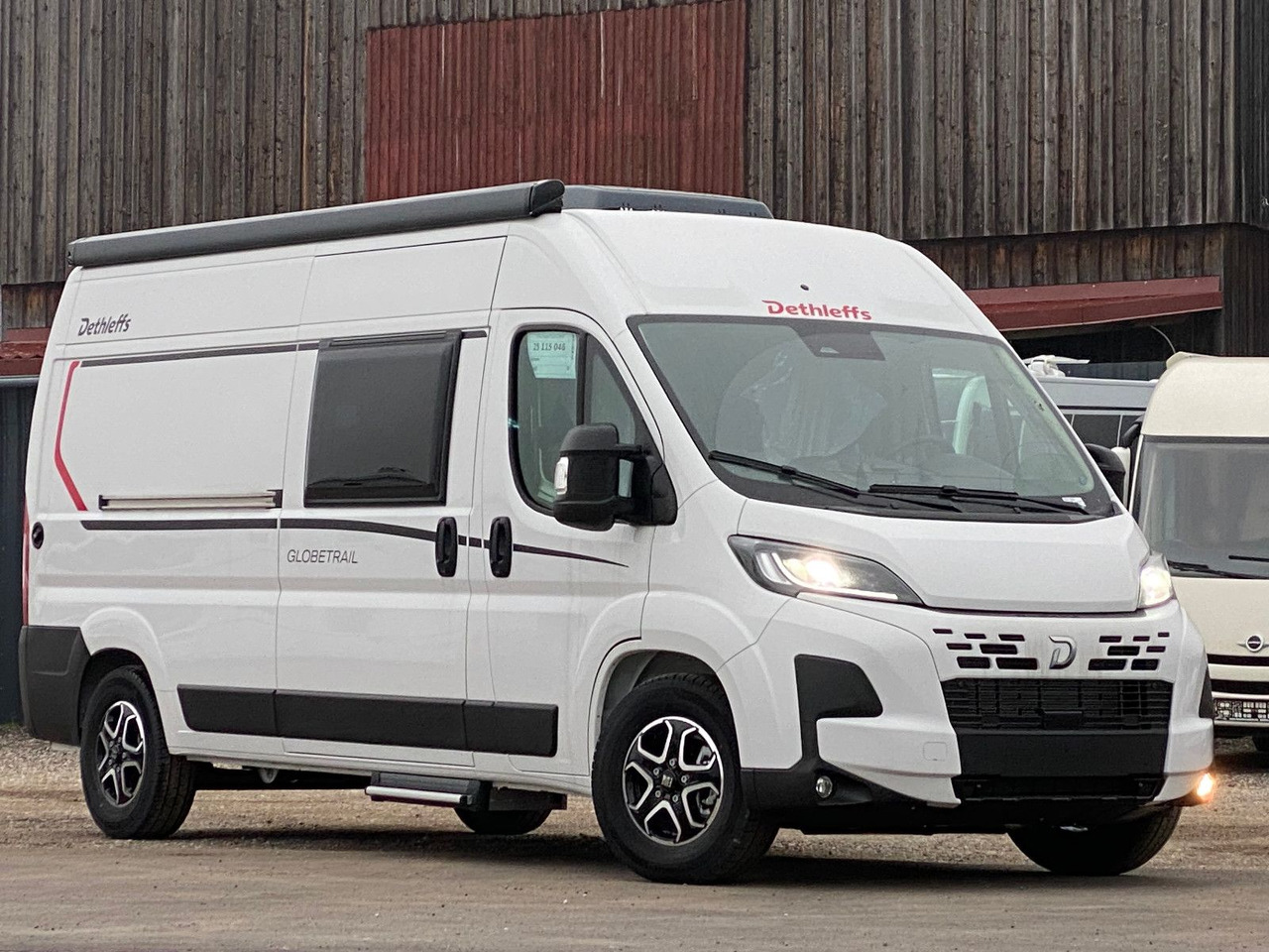 Camper van Dethleffs Globetrail 600 DS *2025*Automatik Chassis Paket,: picture 1