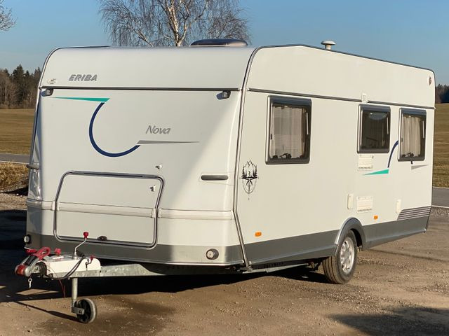 HYMER / ERIBA / HYMERCAR Nova 530 Swing mit Längsbetten und Moser, top Zu - Caravan: picture 3 HYMER / ERIBA / HYMERCAR Nova 530 Swing mit Längsbetten und Moser, top Zu - Caravan: picture 3
