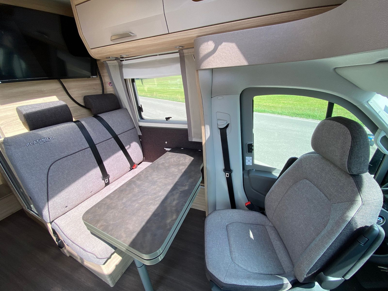Semi-integrated motorhome Knaus Van TI PLUS Platinium Selection 650 MEG,Automat: picture 17