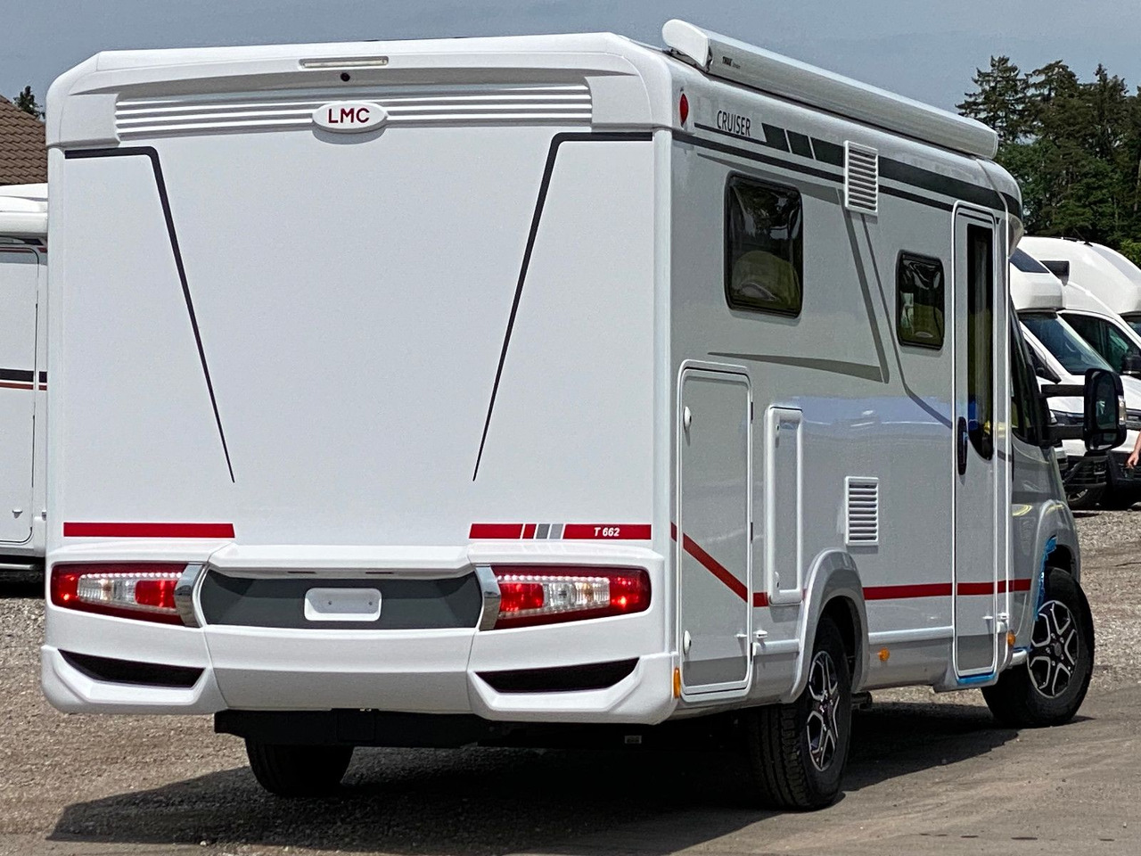LMC T 662 Grey Selection,Automatik, Markise - Semi-integrated motorhome: picture 5 LMC T 662 Grey Selection,Automatik, Markise - Semi-integrated motorhome: picture 5