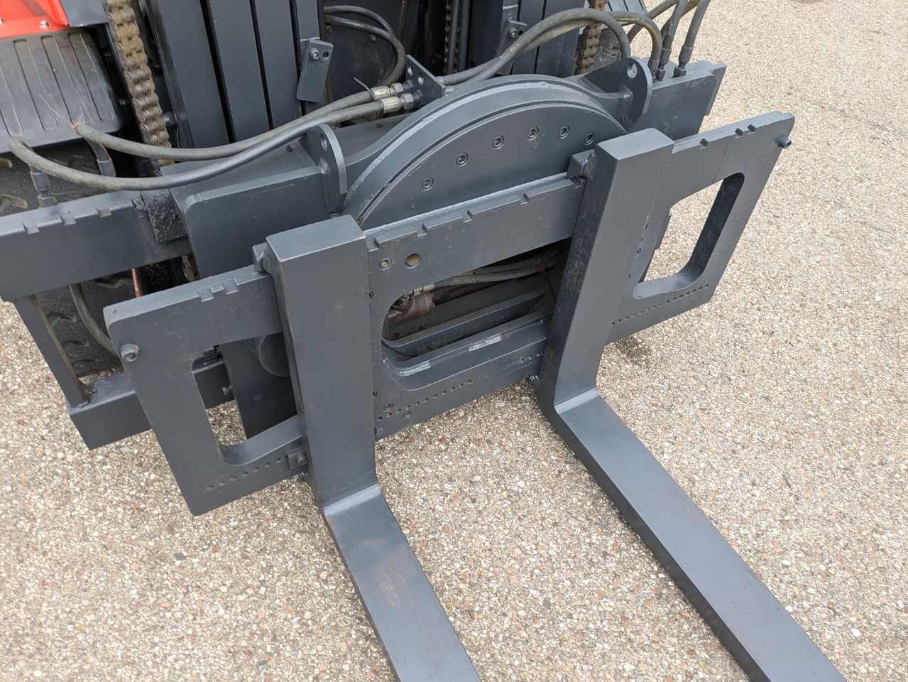 Leasing of LINDE H70D Diesel Stapler Triplexmast BJ: 99 erst 3368h LINDE H70D Diesel Stapler Triplexmast BJ: 99 erst 3368h: picture 10 Leasing of LINDE H70D Diesel Stapler Triplexmast BJ: 99 erst 3368h LINDE H70D Diesel Stapler Triplexmast BJ: 99 erst 3368h: picture 10