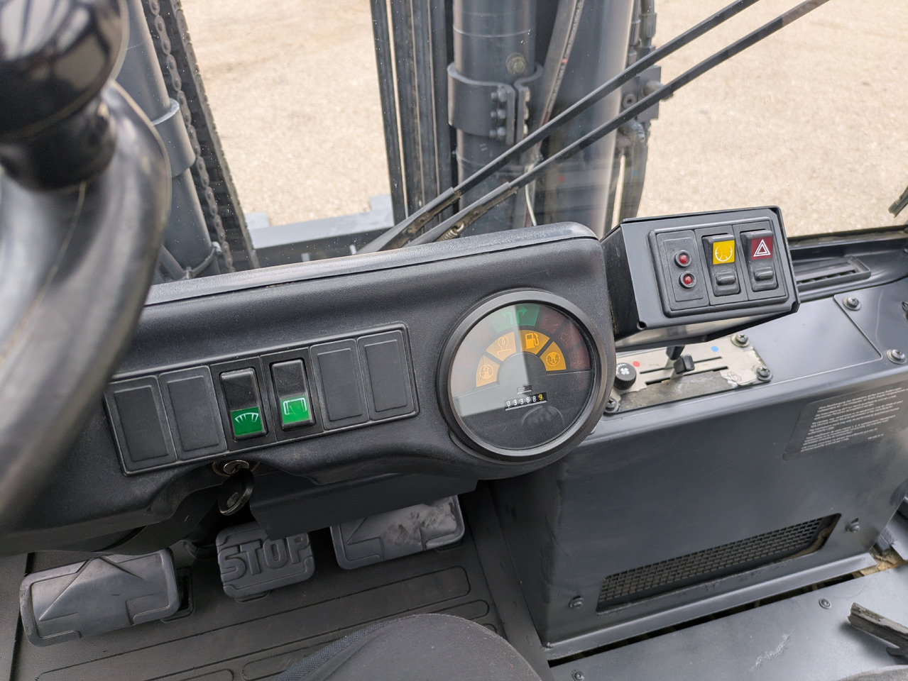 Leasing of LINDE H70D Diesel Stapler Triplexmast BJ: 99 erst 3368h LINDE H70D Diesel Stapler Triplexmast BJ: 99 erst 3368h: picture 13 Leasing of LINDE H70D Diesel Stapler Triplexmast BJ: 99 erst 3368h LINDE H70D Diesel Stapler Triplexmast BJ: 99 erst 3368h: picture 13