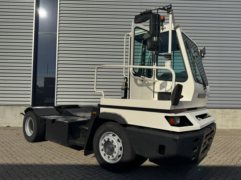 Terberg YT182 / NL Truck - Terminal tractor: picture 2 Terberg YT182 / NL Truck - Terminal tractor: picture 2