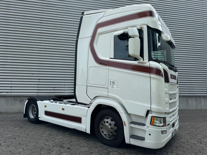 Scania S450 / Retarder / Full Air / Night Klima / 2 Tanks / TUV: 3-2026 / Belgium Truck - Tractor unit: picture 2 Scania S450 / Retarder / Full Air / Night Klima / 2 Tanks / TUV: 3-2026 / Belgium Truck - Tractor unit: picture 2
