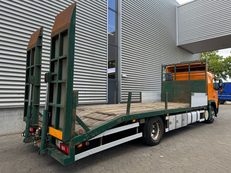 Volvo FM 300 / Machine Transport / Hydraulic Ramp / Klima / TUV:7-2025 / NL Truck - Truck: picture 3 Volvo FM 300 / Machine Transport / Hydraulic Ramp / Klima / TUV:7-2025 / NL Truck - Truck: picture 3