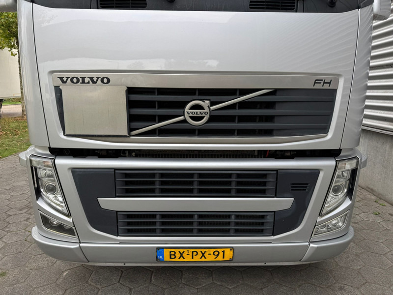 Hook lift truck, Crane truck Volvo FH 500 / 8X4 / Palfinger S260Z96 / VDL Hook / NL Truck: picture 6
