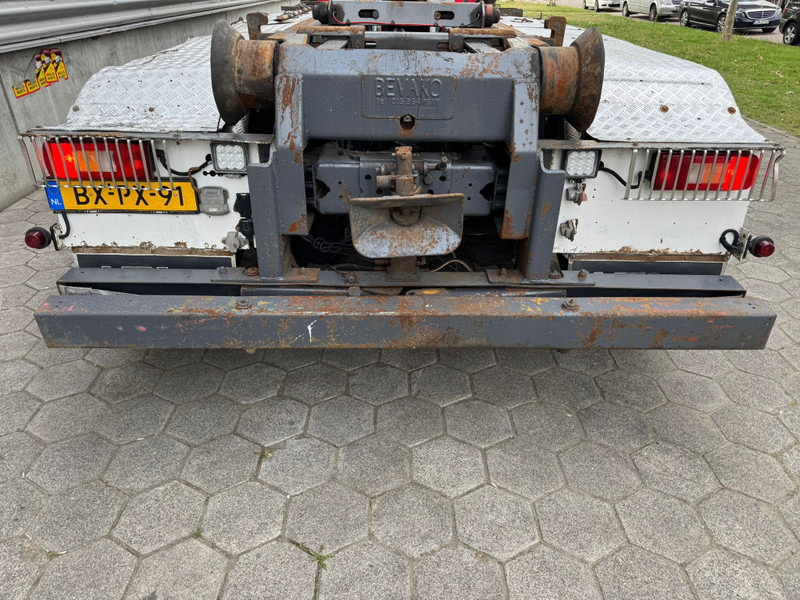 Hook lift truck, Crane truck Volvo FH 500 / 8X4 / Palfinger S260Z96 / VDL Hook / NL Truck: picture 14