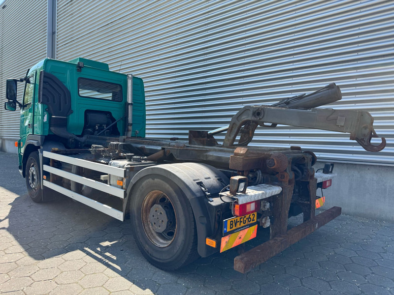 Volvo FM400 / I-Shift / Hook / Euro 5 / VEB+ / TUV: 6-2025 / NL Truck - Hook lift truck: picture 3 Volvo FM400 / I-Shift / Hook / Euro 5 / VEB+ / TUV: 6-2025 / NL Truck - Hook lift truck: picture 3