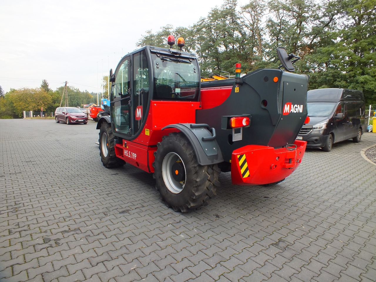 MAGNI TH5,5.19P - Telescopic wheel loader for Construction machinery: picture 3 MAGNI TH5,5.19P - Telescopic wheel loader for Construction machinery: picture 3