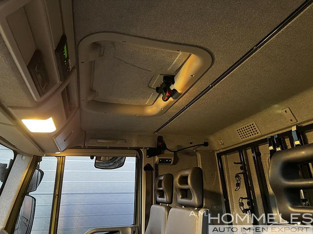 Truck Iveco EuroCargo 100E22 4x4: picture 18
