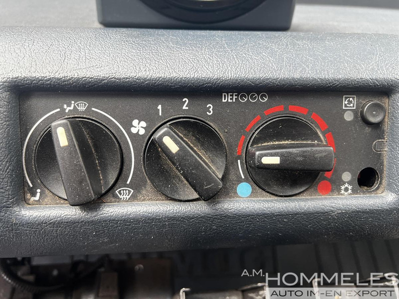 Fire truck Unimog U500: picture 13