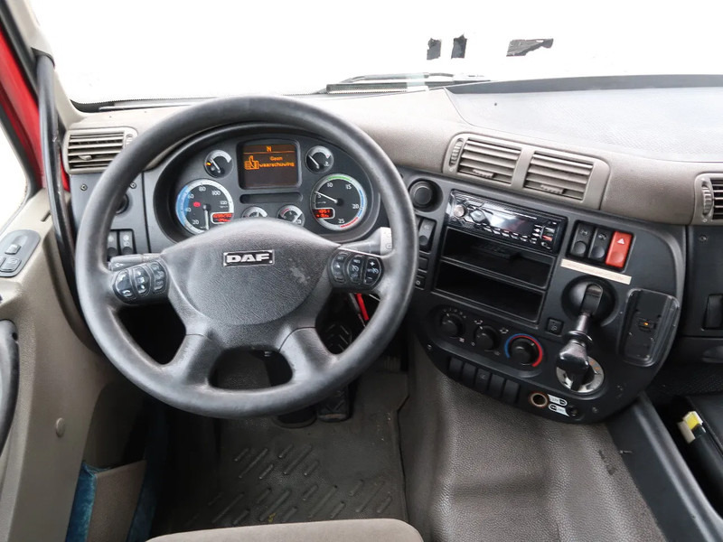 Tractor unit DAF CF 85.410 low deck, Euro 5, Aut, TUV, NL Truck TOP!: picture 13