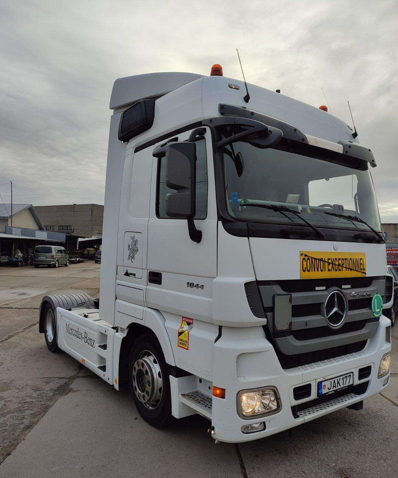 Mercedes-Benz Actros 1844 LS - Tractor unit: picture 1 Mercedes-Benz Actros 1844 LS - Tractor unit: picture 1