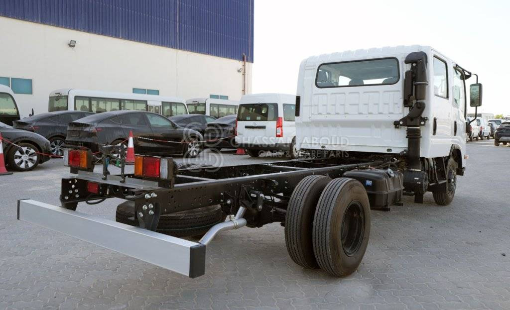 Cab chassis truck ISUZU NPR 85 CREW CABIN MY24: picture 19