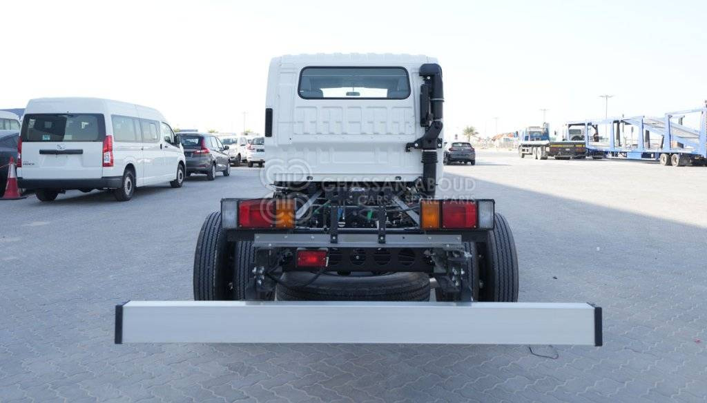 Cab chassis truck ISUZU NPR 85 CREW CABIN MY24: picture 18
