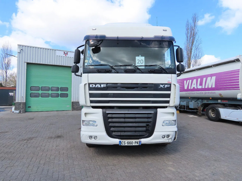 DAF XF 105.460 654164 km EEV Euro5 , 6x2, Retarder, towbar. FRANCE truck! - Dropside/ Flatbed truck: picture 3 DAF XF 105.460 654164 km EEV Euro5 , 6x2, Retarder, towbar. FRANCE truck! - Dropside/ Flatbed truck: picture 3