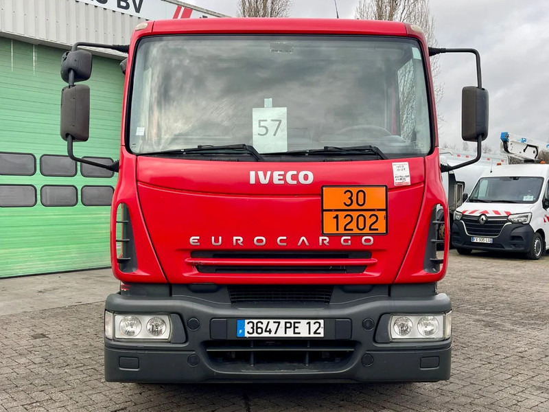 Iveco EuroCargo 150 E24 10312 L, 3 COMP, PTO FRANCE TRUCK! GREAT CONDITION! - Tank truck: picture 4 Iveco EuroCargo 150 E24 10312 L, 3 COMP, PTO FRANCE TRUCK! GREAT CONDITION! - Tank truck: picture 4