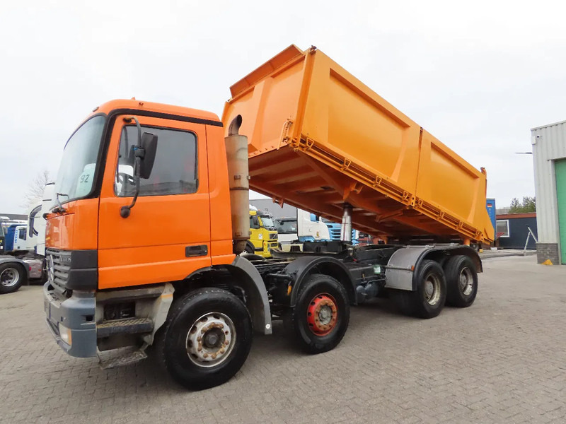 Mercedes-Benz Actros 3240 Manual, steel dumper! Great condition! - Tipper: picture 2 Mercedes-Benz Actros 3240 Manual, steel dumper! Great condition! - Tipper: picture 2
