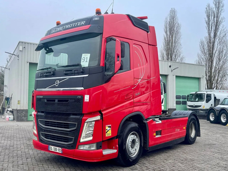 Volvo FH 500 YV2RT40A8FB713066 RETARDER, HYDRAULIC, FRIGO, PTO/Hydraulic, I- cool - Tractor unit: picture 1 Volvo FH 500 YV2RT40A8FB713066 RETARDER, HYDRAULIC, FRIGO, PTO/Hydraulic, I- cool - Tractor unit: picture 1