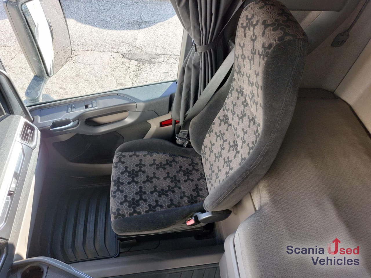 SCANIA R 410 A4x2NA Highline Hydraulik - Tractor unit: picture 4 SCANIA R 410 A4x2NA Highline Hydraulik - Tractor unit: picture 4