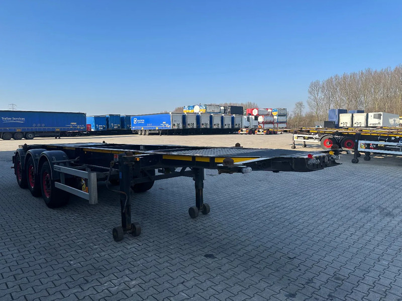 Burg 20FT / 20FT SWAP ADR (EX/II, EX/III, FL, AT) Chassis, 3.690kg, SAF INTRADISC, 2x Liftaxle, NL-chassis, APK/ADR: 08-2025 - Container transporter/ Swap body semi-trailer: picture 5 Burg 20FT / 20FT SWAP ADR (EX/II, EX/III, FL, AT) Chassis, 3.690kg, SAF INTRADISC, 2x Liftaxle, NL-chassis, APK/ADR: 08-2025 - Container transporter/ Swap body semi-trailer: picture 5
