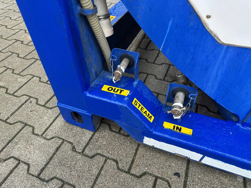 Storage tank for transportation of chemicals CIMC 20FT ISO, 25.060L / 1-COMP / 3 BAFFELS / T11 / 4 manholes / ADR valid until 10/2027: picture 8