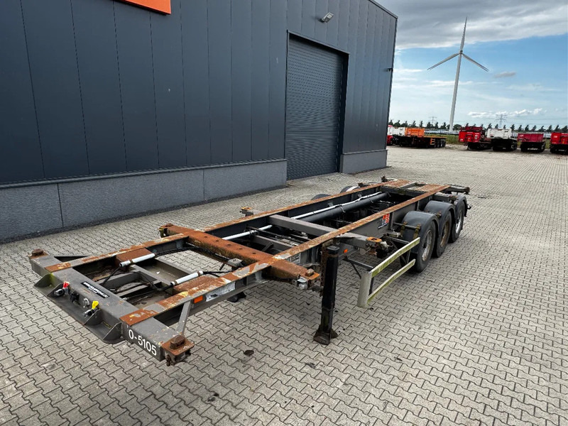 DESOT nice 20FT/30FT ADR-Chassis for SMALL PRICE, liftaxle, 5 twistlocks arms - Container transporter/ Swap body semi-trailer: picture 4 DESOT nice 20FT/30FT ADR-Chassis for SMALL PRICE, liftaxle, 5 twistlocks arms - Container transporter/ Swap body semi-trailer: picture 4