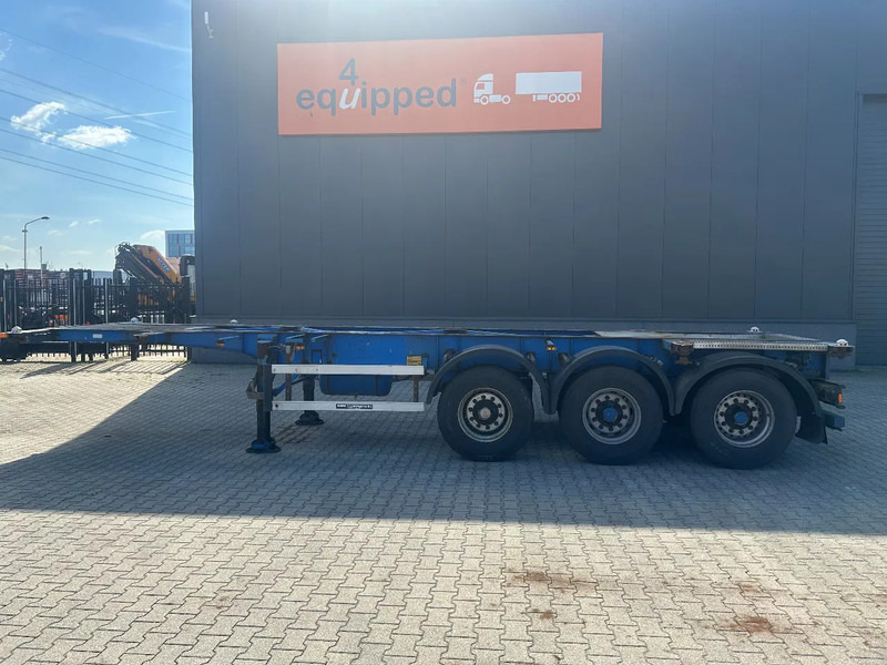 Groenewegen 20FT/30FT, ADR (EX/II, EX/III, FL, OX, AT), drum, NL-Chassis - Container transporter/ Swap body semi-trailer: picture 2 Groenewegen 20FT/30FT, ADR (EX/II, EX/III, FL, OX, AT), drum, NL-Chassis - Container transporter/ Swap body semi-trailer: picture 2