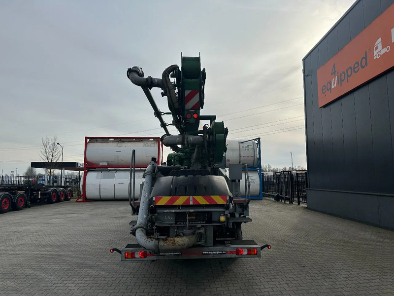 Concrete pump truck MAN TGS 37.460 8x4, Putzmeister 36-4.160 m3/hr, ERGONIC, very clean hopper, 1 driver machine, full history av., 564 working hrs only: picture 9