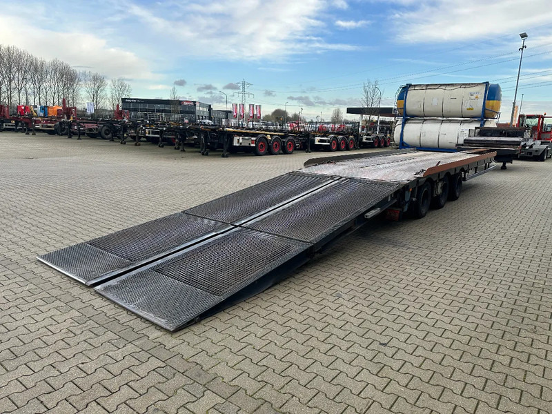 Nooteboom MCO-48-03V 3-axle lowloader / 3x hydraulic steering / hydraulic ramps / 5700mm extendable / NL-trailer / APK: 03/2026 - Low loader semi-trailer: picture 5 Nooteboom MCO-48-03V 3-axle lowloader / 3x hydraulic steering / hydraulic ramps / 5700mm extendable / NL-trailer / APK: 03/2026 - Low loader semi-trailer: picture 5