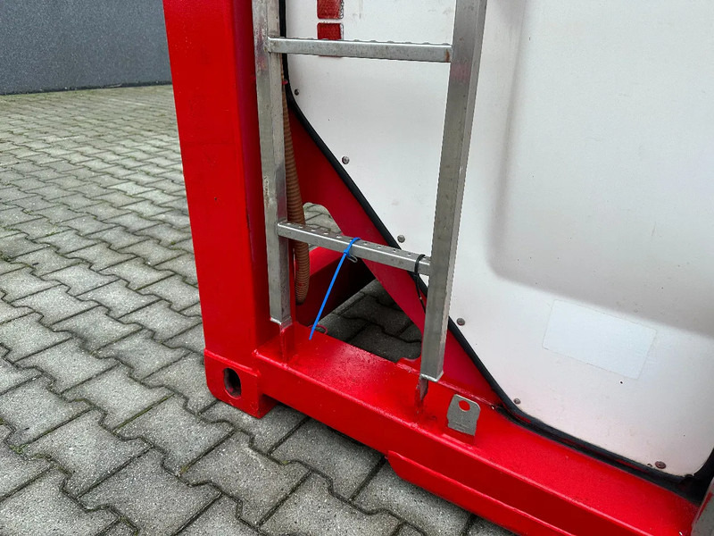 Storage tank for transportation of fuel SINGAMAS 20FT ISO, 26.000L/1-COMP/3 BAFFELS/3 manholes, 5Y inspection: 06/2027: picture 7