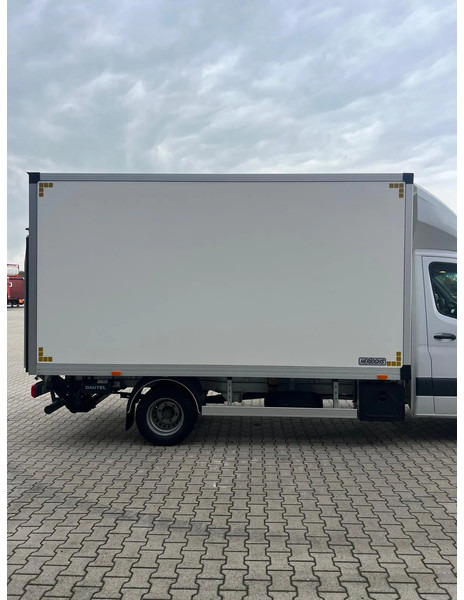 JEGGER UNUSED CLOSED BOX + DAUTEL TAILLIFT (750KG) - Spare parts for Commercial vehicle: picture 2 JEGGER UNUSED CLOSED BOX + DAUTEL TAILLIFT (750KG) - Spare parts for Commercial vehicle: picture 2