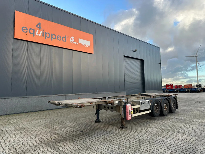 TURBO'S HOET 20FT/30FT, ADR (FL, AT, OX), empty weight: 3.720kg, liftaxle, SAF disc - Container transporter/ Swap body semi-trailer: picture 1 TURBO'S HOET 20FT/30FT, ADR (FL, AT, OX), empty weight: 3.720kg, liftaxle, SAF disc - Container transporter/ Swap body semi-trailer: picture 1