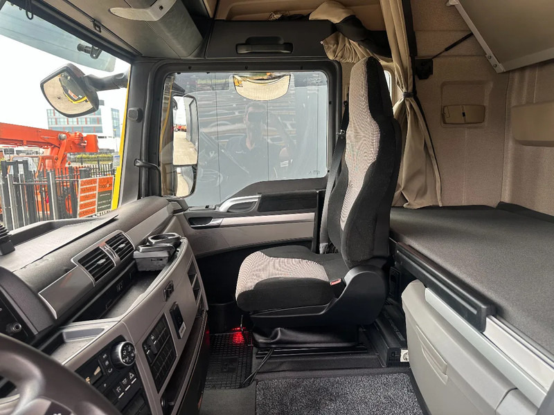 Tractor unit MAN TGX 33.540 6x4, 120T MTM, 284Tkm, EURO 6, INTARDER, TOP ZUSTAND, 2x vorhanden: picture 12