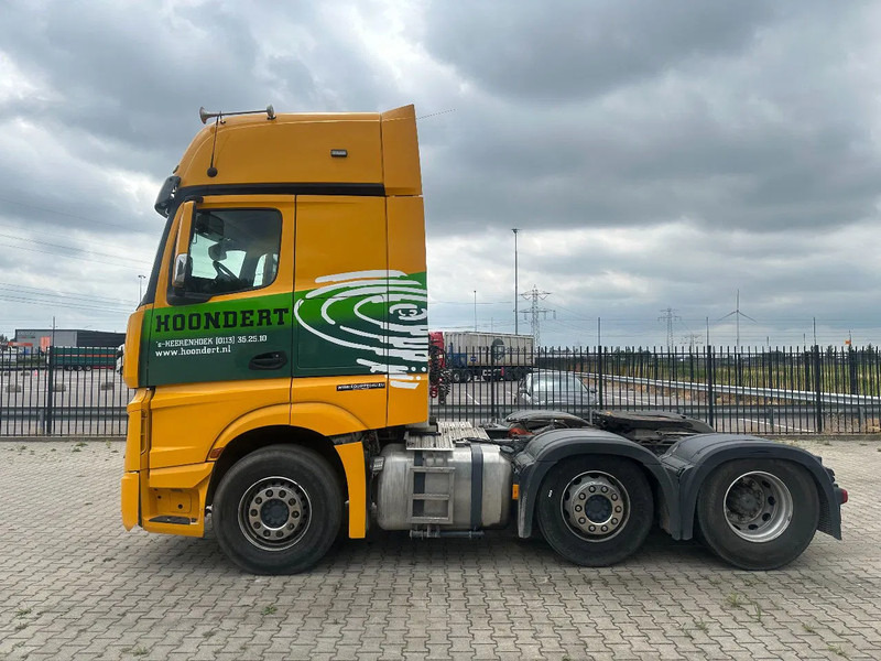 Mercedes-Benz Actros 2748 LS 6x2 BROKEN ENGINE / MOTOR SCHADEN / KAPOTTE MOTOR - Tractor unit: picture 2 Mercedes-Benz Actros 2748 LS 6x2 BROKEN ENGINE / MOTOR SCHADEN / KAPOTTE MOTOR - Tractor unit: picture 2