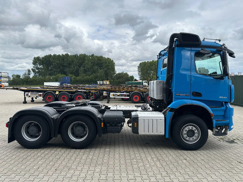 Mercedes-Benz Arocs 2648, 6x4, EURO-6D, 201.874km, - Tractor unit: picture 3 Mercedes-Benz Arocs 2648, 6x4, EURO-6D, 201.874km, - Tractor unit: picture 3