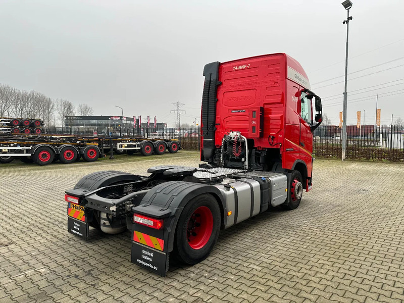 Volvo FH 460 362.199KM!! / Globetrotter 4x2 ADR (EXII, EXIII, FL, AT) / EURO-6 / VEB / NL-truck / ADR/APK: 3/2026 - Tractor unit: picture 4 Volvo FH 460 362.199KM!! / Globetrotter 4x2 ADR (EXII, EXIII, FL, AT) / EURO-6 / VEB / NL-truck / ADR/APK: 3/2026 - Tractor unit: picture 4