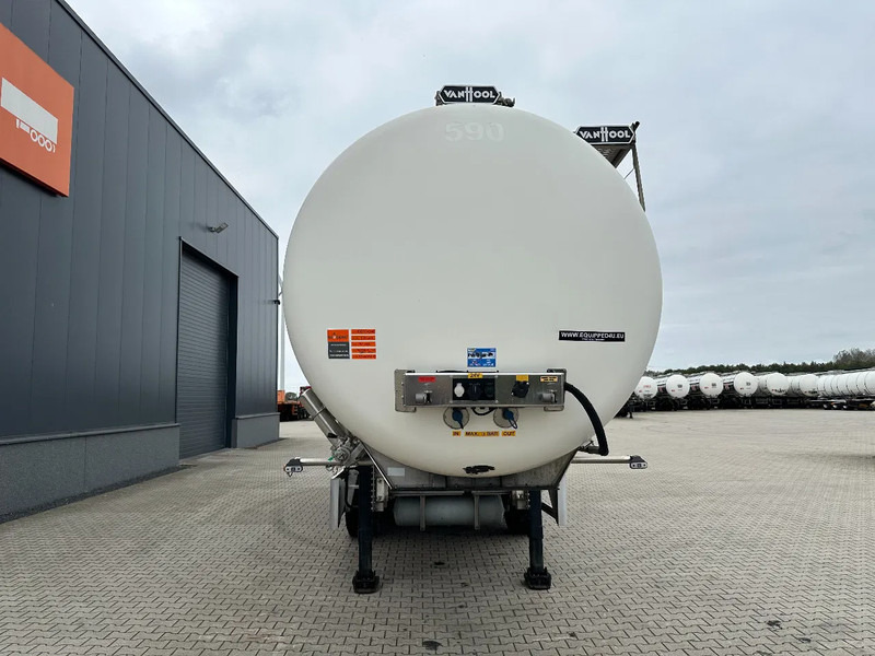 Tank semi-trailer for transportation of food Van Hool FOOD / RVS chassis / empty weight: 5.860kg / 29.500L / 1-comp.+ 1 baffel / discbrakes / NL / APK: 02/2026: picture 10 Tank semi-trailer for transportation of food Van Hool FOOD / RVS chassis / empty weight: 5.860kg / 29.500L / 1-comp.+ 1 baffel / discbrakes / NL / APK: 02/2026: picture 10