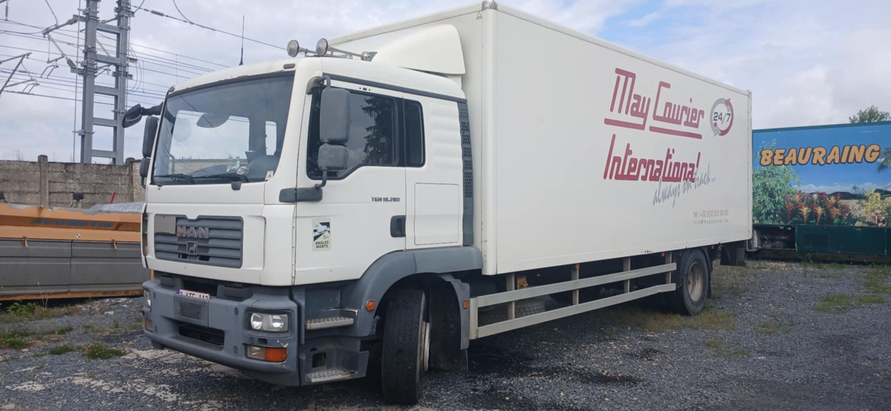 MAN TGM 18.280 4x2 BL - Box truck: picture 2 MAN TGM 18.280 4x2 BL - Box truck: picture 2