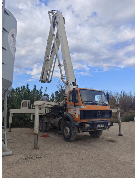 Mercedes-Benz 2629 - Stationary concrete pump: picture 5 Mercedes-Benz 2629 - Stationary concrete pump: picture 5