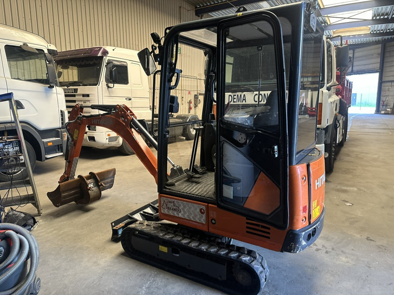 Hitachi ZAXIS ZX19-6 CR 1.9T - 1349H - CABINE - ADJUSTABLE TRACKS - EXTRA HYDR - QUICK HITCH - BE MACHINE - Mini excavator: picture 3 Hitachi ZAXIS ZX19-6 CR 1.9T - 1349H - CABINE - ADJUSTABLE TRACKS - EXTRA HYDR - QUICK HITCH - BE MACHINE - Mini excavator: picture 3