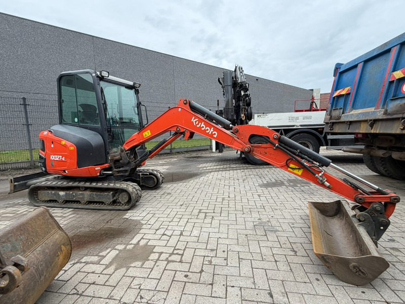 Kubota KX027-4 HAMMER LINES - *1860h* - HYDR QUICKHITCH - BLADE - CE - BE MACHINE - Mini excavator: picture 3 Kubota KX027-4 HAMMER LINES - *1860h* - HYDR QUICKHITCH - BLADE - CE - BE MACHINE - Mini excavator: picture 3