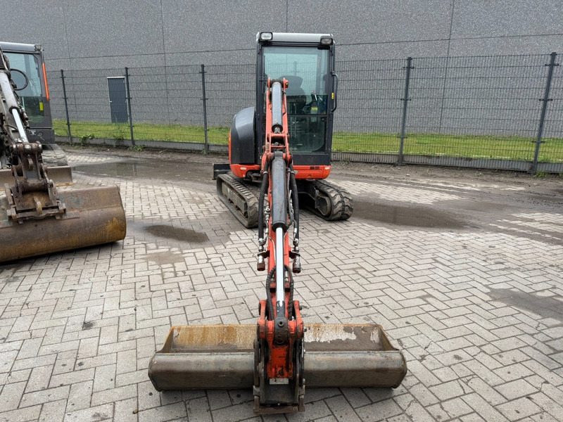 Kubota KX027-4 HAMMER LINES - *1860h* - HYDR QUICKHITCH - BLADE - CE - BE MACHINE - Mini excavator: picture 2 Kubota KX027-4 HAMMER LINES - *1860h* - HYDR QUICKHITCH - BLADE - CE - BE MACHINE - Mini excavator: picture 2