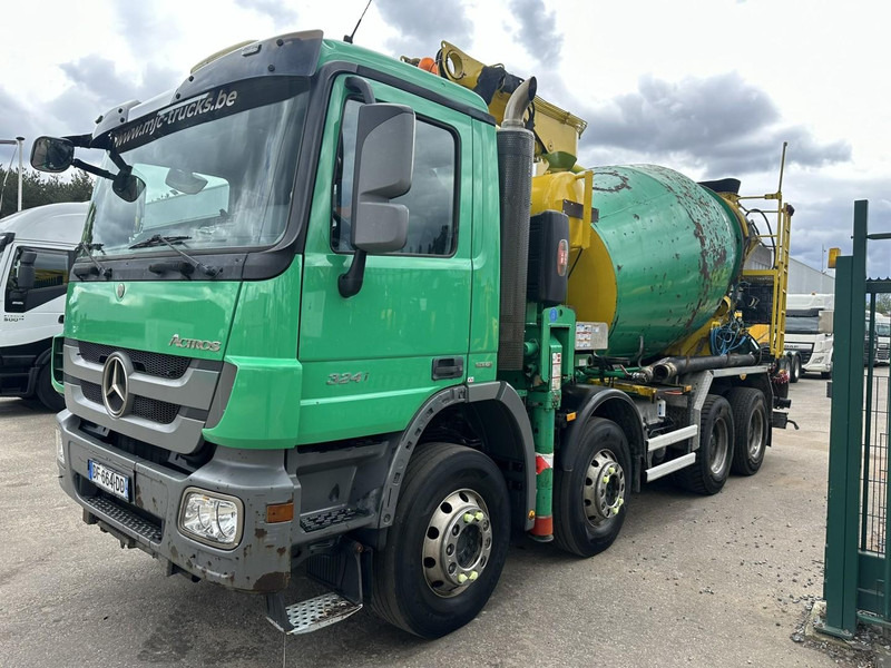 Mercedes-Benz ACTROS 3241 8x4 PUMI PM M 21-3 (21m) Putzmeister - *238.000km* / 1586H - EPS - BLADVERING / NAAFREDUCTIE - Concrete pump truck: picture 3 Mercedes-Benz ACTROS 3241 8x4 PUMI PM M 21-3 (21m) Putzmeister - *238.000km* / 1586H - EPS - BLADVERING / NAAFREDUCTIE - Concrete pump truck: picture 3