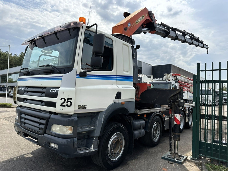 DAF CF 85.480 8x4 ZSM + KRAN PALFINGER PK90002 F (7x) - MANUAL ZF - RETARDER - BIG AXLES / HUB REDUCTION - STEEL SPRING - Tractor unit: picture 4 DAF CF 85.480 8x4 ZSM + KRAN PALFINGER PK90002 F (7x) - MANUAL ZF - RETARDER - BIG AXLES / HUB REDUCTION - STEEL SPRING - Tractor unit: picture 4