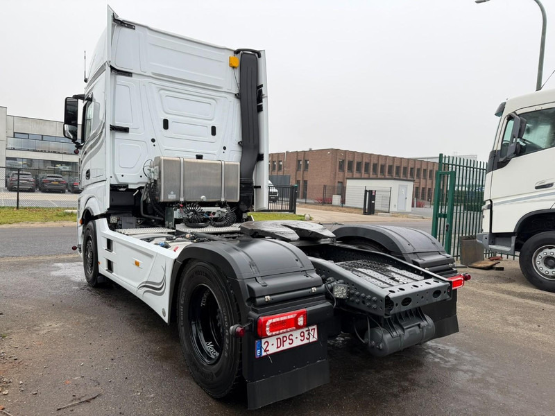 Mercedes-Benz ACTROS 1951L GIGASPACE - DOUBLE PTO - WALKING FLOOR / TIPPER - *146.000km* - LIKE NEW !!! - FULL SPOILERS + SIDESKIRTS - BE TRUCK - Tractor unit: picture 5 Mercedes-Benz ACTROS 1951L GIGASPACE - DOUBLE PTO - WALKING FLOOR / TIPPER - *146.000km* - LIKE NEW !!! - FULL SPOILERS + SIDESKIRTS - BE TRUCK - Tractor unit: picture 5